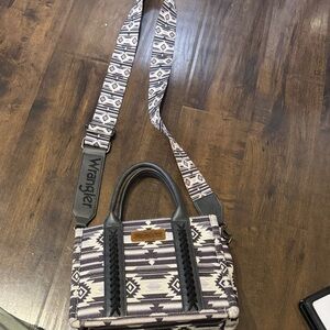 Wrangler Black and Cream Crossbody Bag